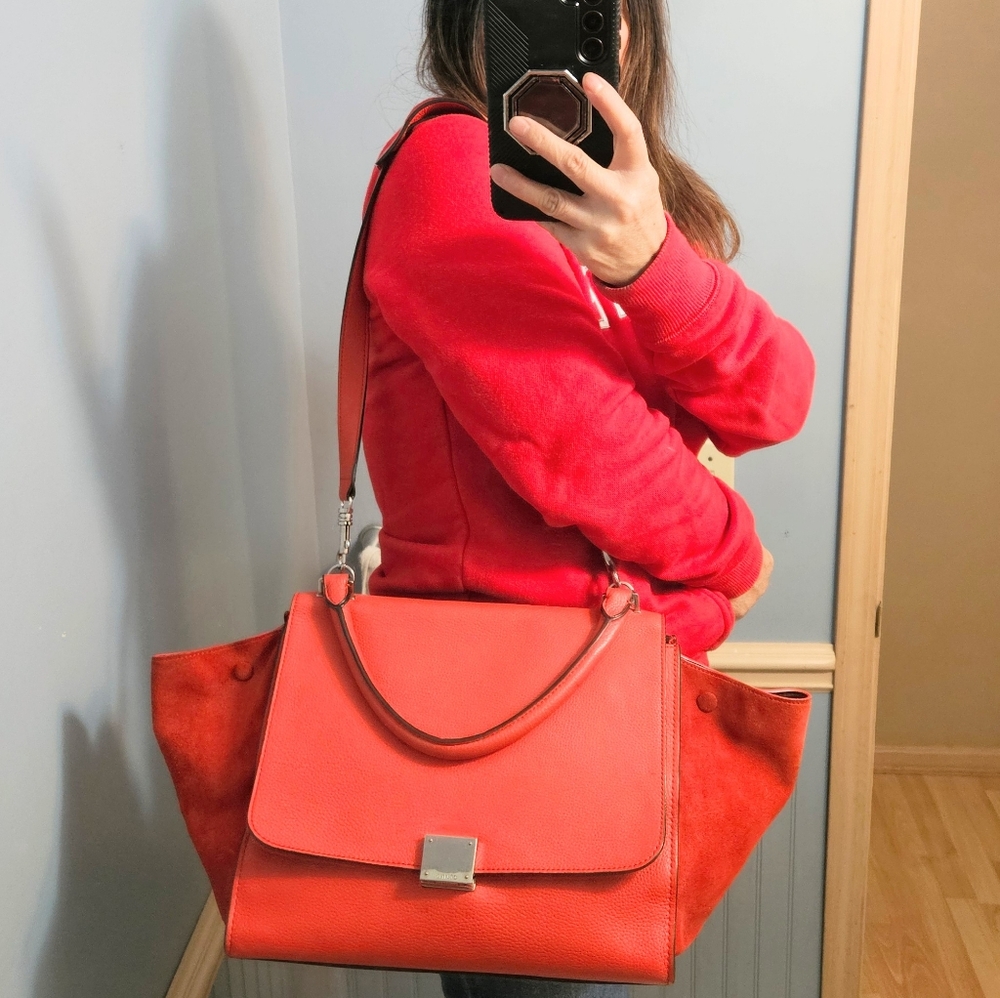 Auth Celine Medium Calfskin Trapeze Shoulder Handbag